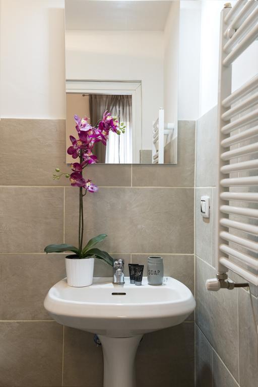 Charm Of Rome Bed and Breakfast Εξωτερικό φωτογραφία